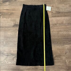 Vintage Lord & Taylor Suede Black Midi Skirt with Slit on side.  Size 4